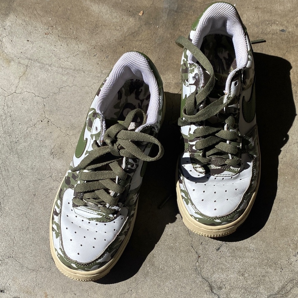 Nike Air Force Green and White Camouflage Sneakers